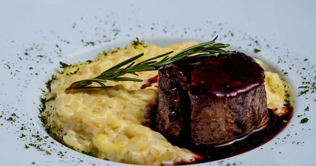 Beef Shanks: What Are Beef Shanks and the Best Ways to Cook Them? (Complete Guide) 3
Beef Shanks